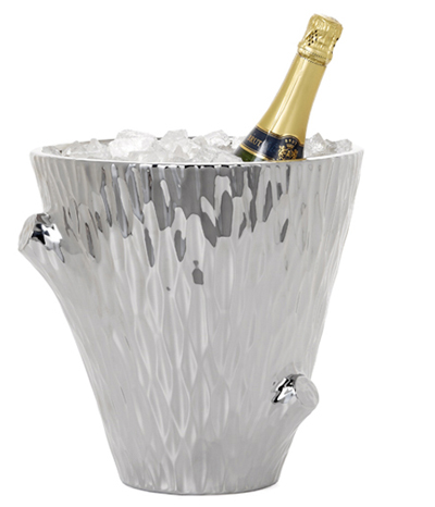 tree-stump-ice-bucket-plantation