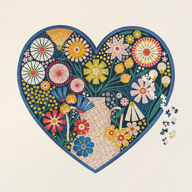 heart bouquet puzzle uncomongoods Valentine's Day Presents For Gardeners and Plant Lovers